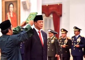 Presiden Joko Widodo Lantik Doni Monardo Jadi Kepala BNPB