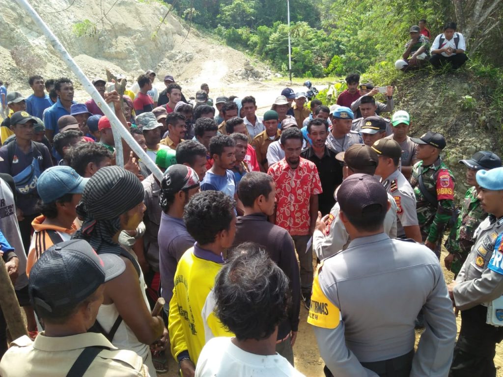 PT BPN di Demo Puluhan Warga Waleh Kecamatan Weda Timur