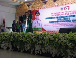 Ati Kodong Meriahkan Pelantikan KKSS Halmahera Tengah Lewat Skillnya